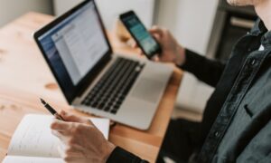 WhatsApp menambahkan 21 emoji baru WhatsApp menambahkan 21 emoji baru