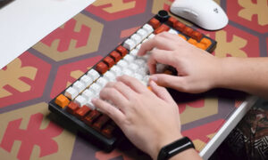 keyboard gaming terbaik judul